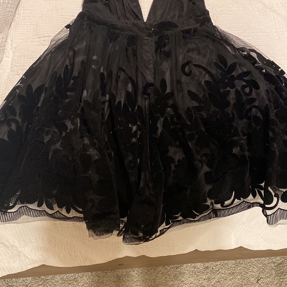 Black Short Dress - Picture 5 of 6